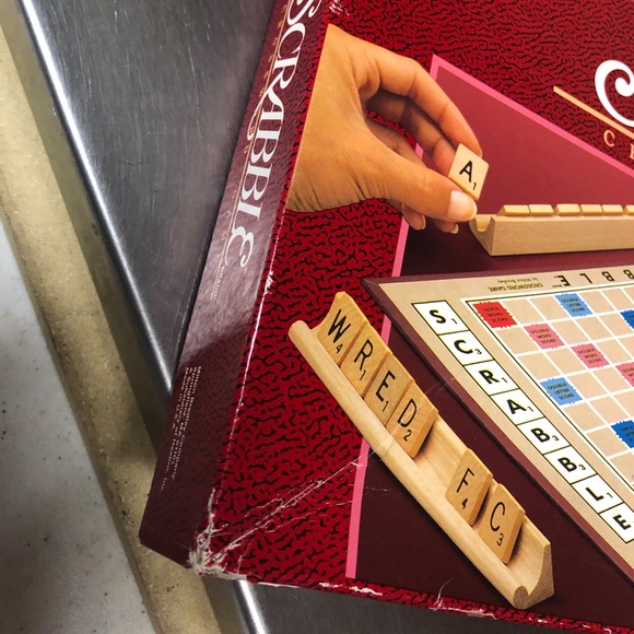 Vintage 1989 Milton Bradley Scrabble Crossword Game - all tiles, racks, & board - Picture 8 of 8